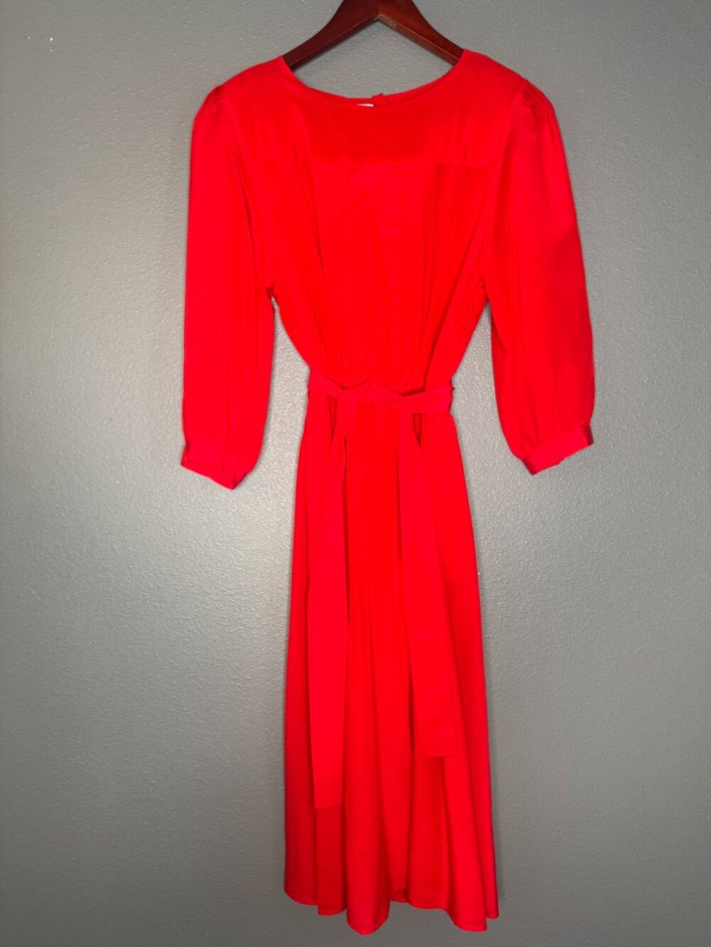 Royal Silk 100% Pure Silk Red Midi Dress Belted Pleated 3/4 Sleeve Size 8